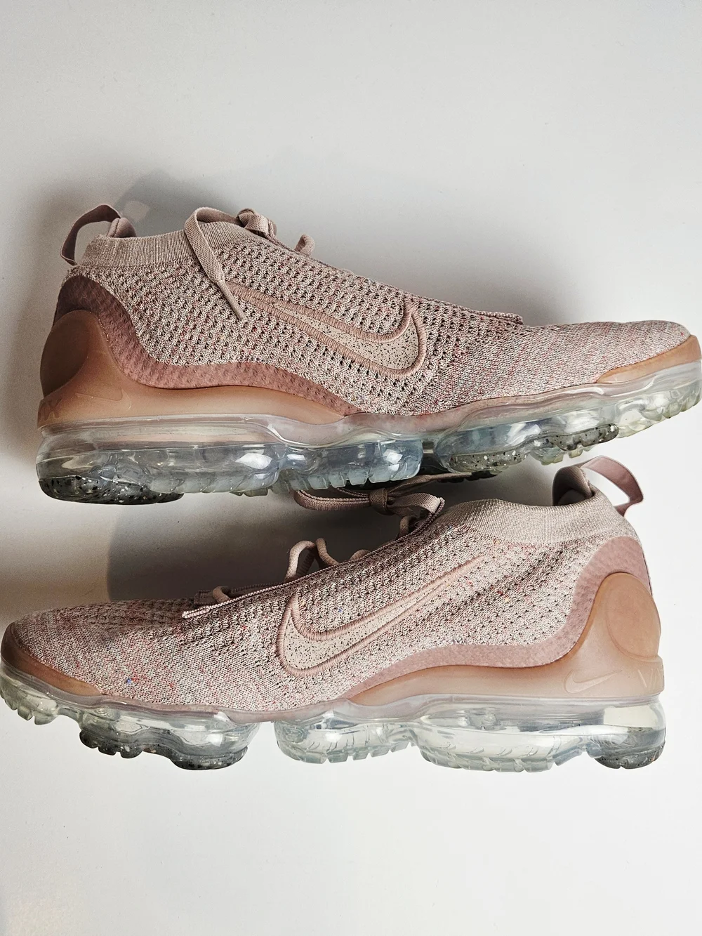 Nike women flyknit